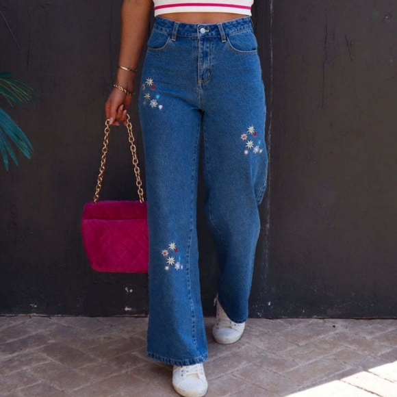 Retro High-Rise Embroidered Daisy Flower Straight Leg Hippie Cotton Denim Jeans - Picture 13 of 16